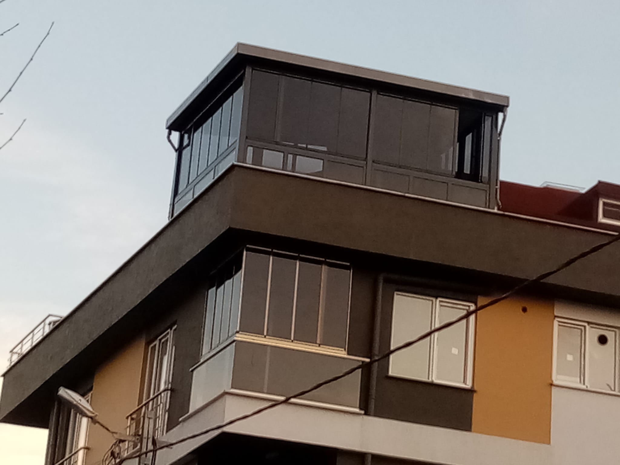 Cam Balkon